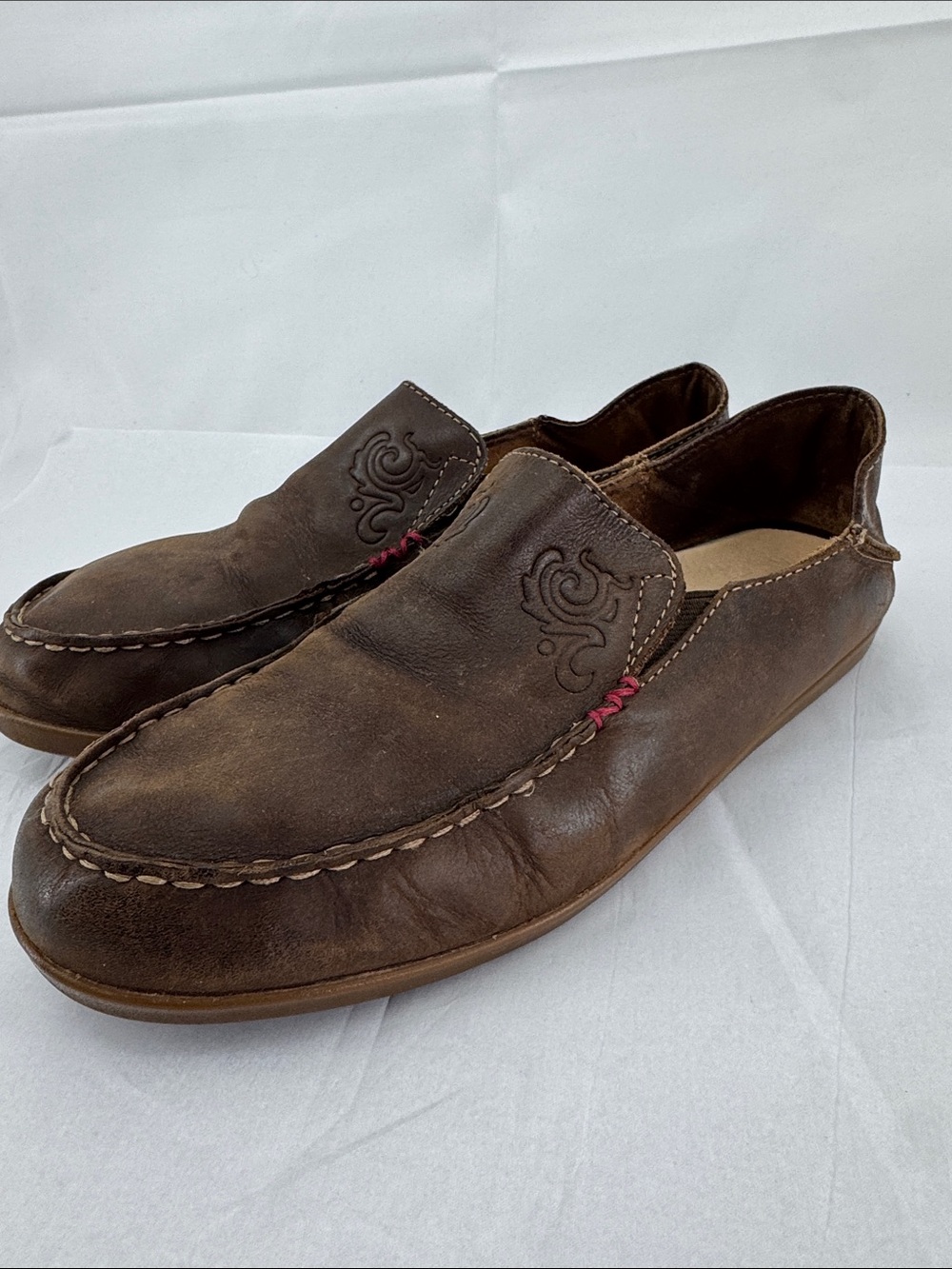 OluKai Nohea Womens Nubuck Slip-on Loafer Shoes, EU 40, US 10